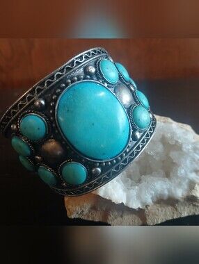 vintage TIBETAN silver & faux turquoise cuff bracelet